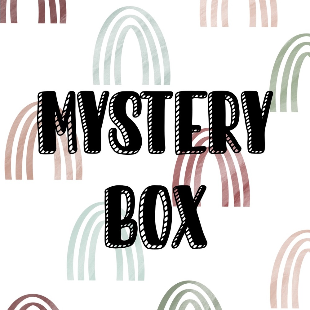 Medium mystery box | includes 4-5 random ite…